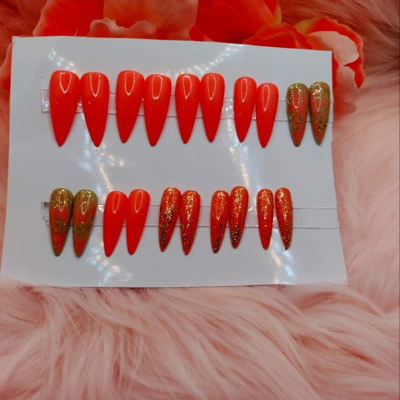 Custom press on nails long 20 piece set coral and gold with marbling - Picture 1 of 5